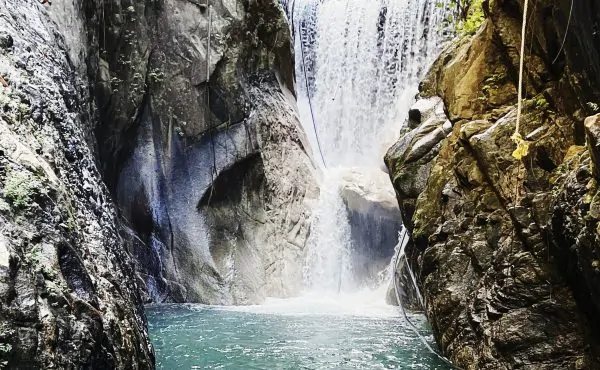Waterfalls Hike experience